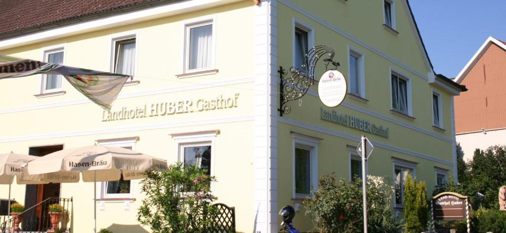 Landhotel Gasthof Huber Merching ภายนอก รูปภาพ