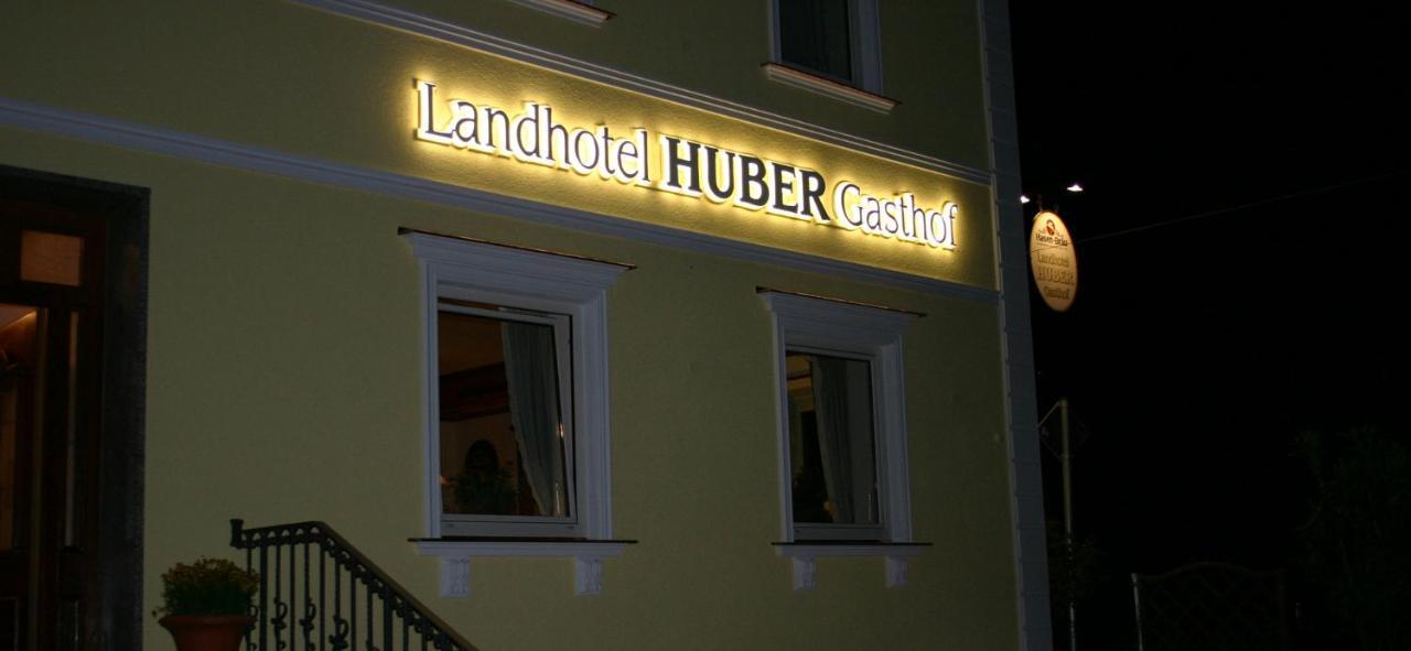 Landhotel Gasthof Huber Merching ภายนอก รูปภาพ