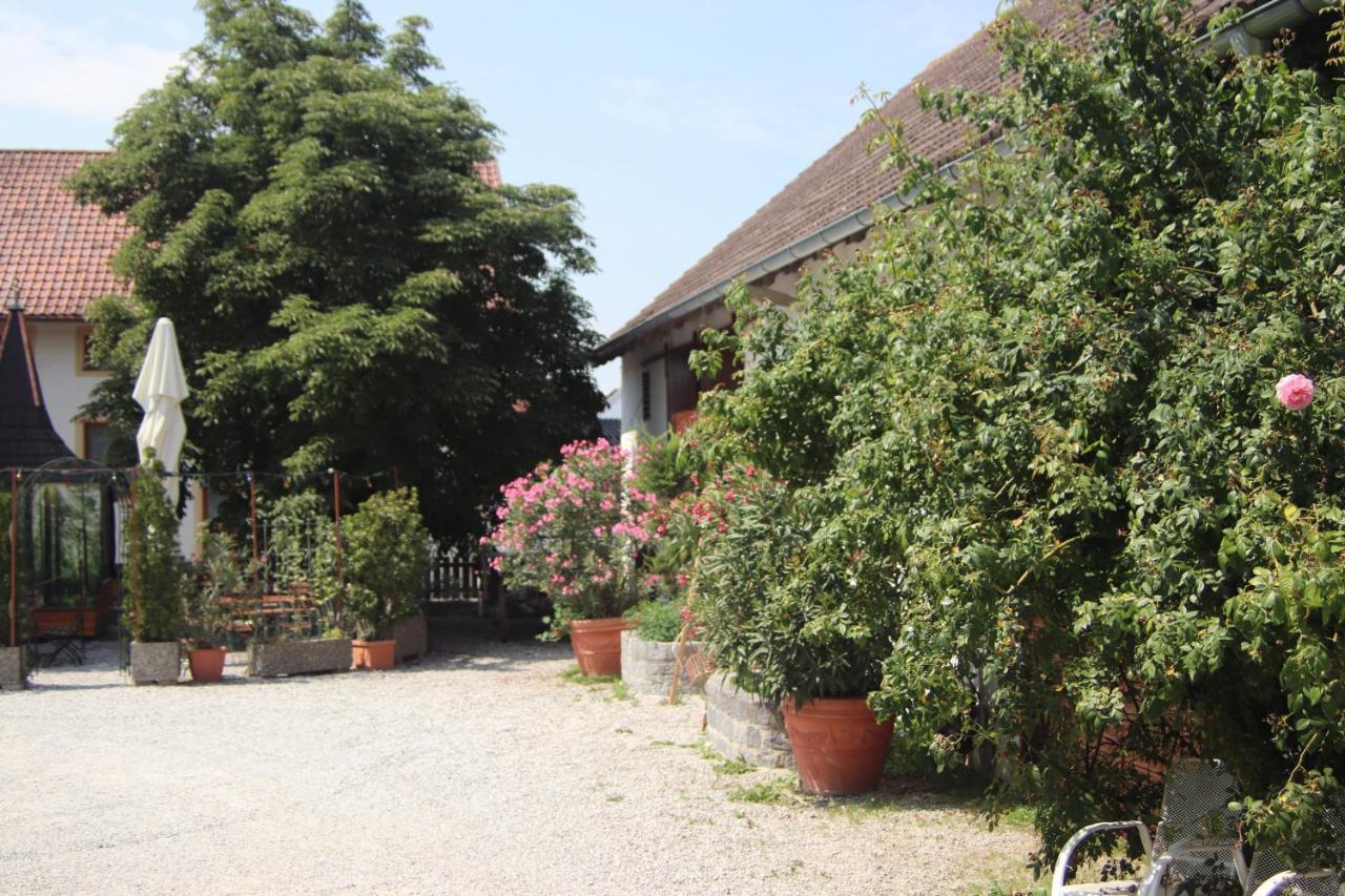 Landhotel Gasthof Huber Merching ภายนอก รูปภาพ
