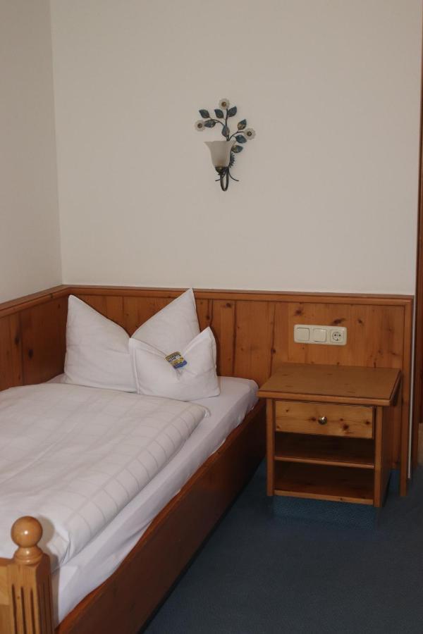 Landhotel Gasthof Huber Merching ภายนอก รูปภาพ