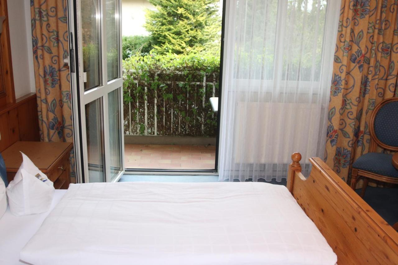 Landhotel Gasthof Huber Merching ภายนอก รูปภาพ